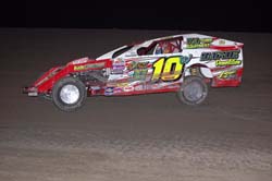 2011 M 10 WARD IMRIE 923A
