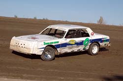 2011 B 9 BRYAN WOLF 924A