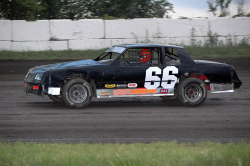 2011 B 66 JACOB KNAPPER 819