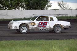2011 B 22 NATHAN BUER 819A