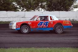 2011 B 44 JEREMY GRINAGER 819