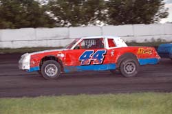 2011 B 44 JEREMY GRINAGER 819A