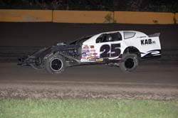 2011 M 25 KENT WILLMS 818