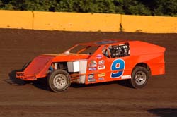 2011 M4 9 ROSS MEAD 818A