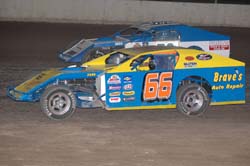 2011 X MW BRAVE VS HANRAHAN 63