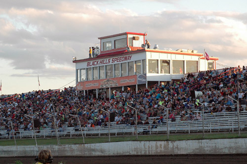 2011 XX CROWD SCENE 71