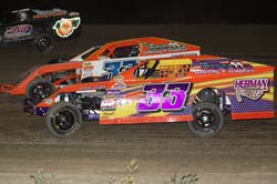 2011 X M DUELING 33'S 79
