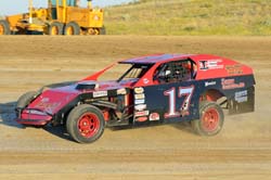2012 M 17 DALE BURWICK 623