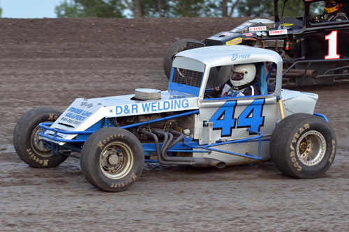 2012 V 44 BRUCE LUND 84A