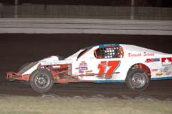 2012 MW 17 CHRIS LEEK 913