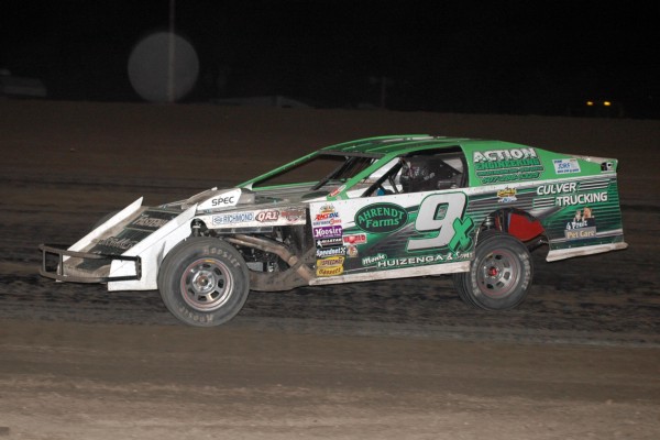 2013 M 9 NICK WRANEK 75.jpg