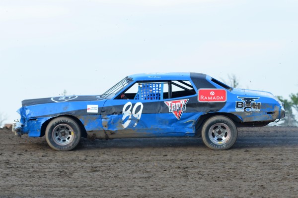 2013 B 89 THAD LARSON 76.jpg