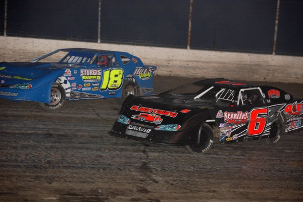 2013 X SS WHILE AGA AND NEUMILLER WERE CHASING YOUNG 623.jpg