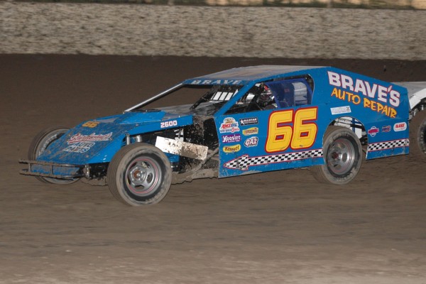 2013 MW 66 MARK BRAVE 628.jpg