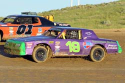 2013 B 19 TERRY PLUMB 615A