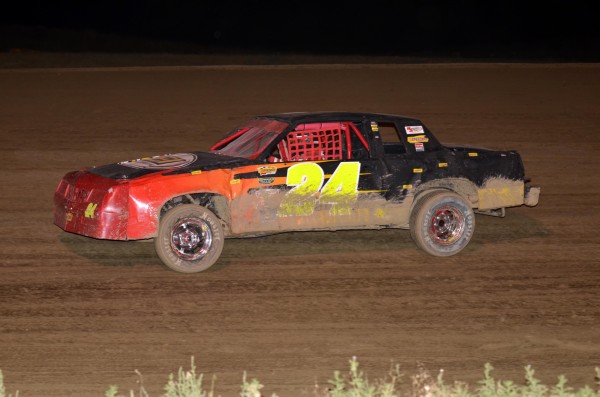 2013 B 24 PERRY BENNETT 817.jpg