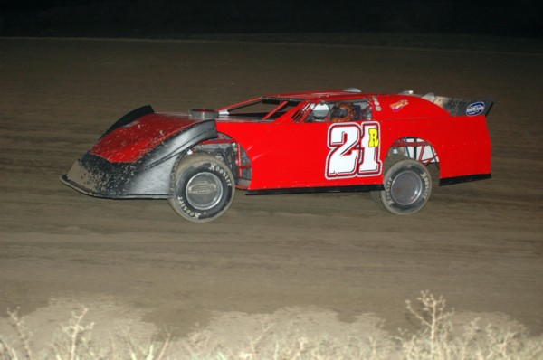 2013 A 21 JOHN ROBERTSON 817.jpg