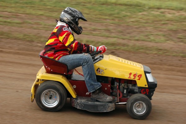 2013 LAWNMOWERS 199 89.JPG