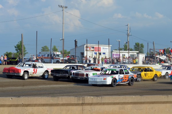 2013 X B CROWDED BACK STRETCH 74.jpg