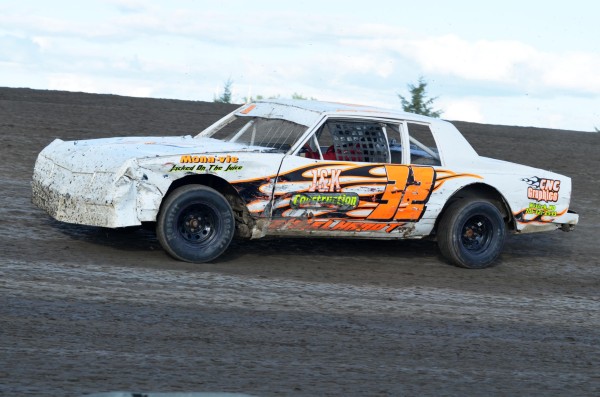2013 B 32 JEREMY ENGELHARDT 726.jpg