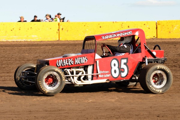 2013 V 85 ROGER SAATHOFF 728B.jpg