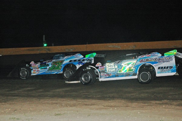 2013 X A 1 CHASING 1 728.jpg