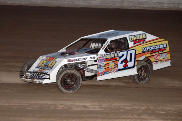 2014 MW 20 JESSE HORST 516A.jpg