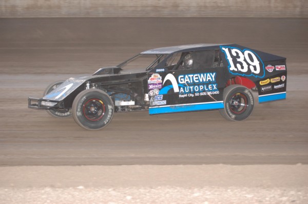 2014 MW 139 RYAN FEATHERSTONE 613.jpg