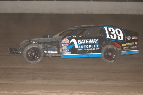 2014 MW 139 RYAN FEATHERSTONE 718.jpg