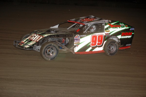 2014 MW 99 NATE SLOCUM 830.jpg
