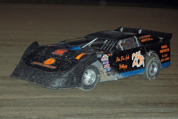 2014 A 25 RICK WEIGHT 830A.jpg