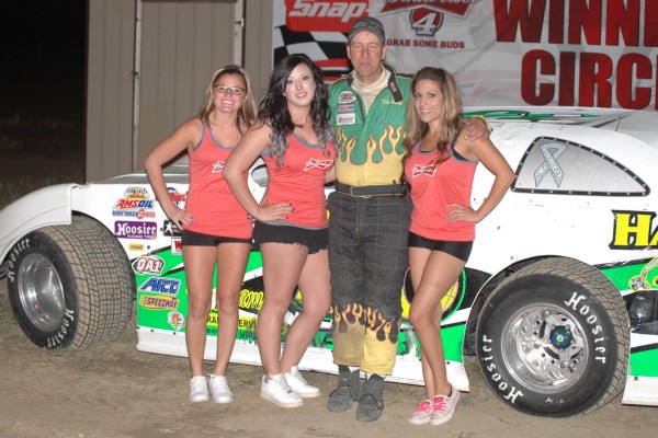 2014 X WINNERS0HE SEEMS HAPPY 830.jpg