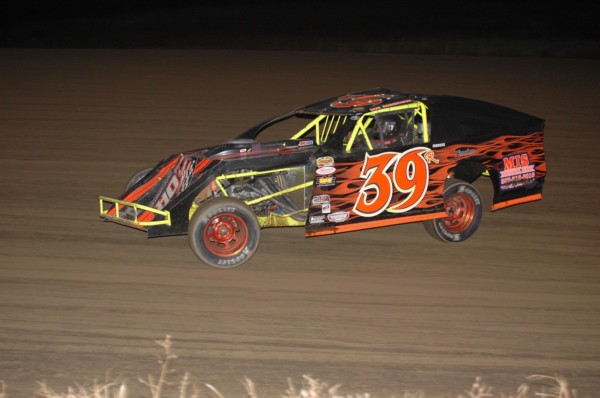 2014 M 39 DON ROBERTSON 830.jpg