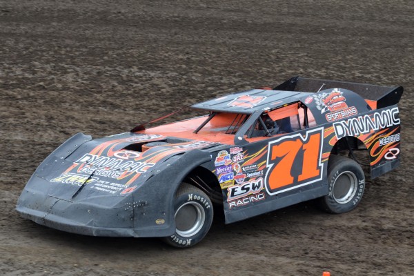 2014 A 71 ZACH WOHLERS 68B.jpg