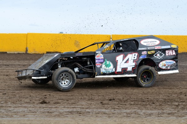 2014 MW 14 JON BEEBE 68A.jpg