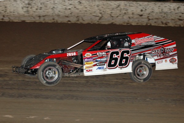 2015 MW 66 MARK BRAVE 717.jpg