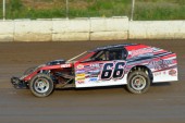 2015 MW 66 MARK BRAVE 717A.jpg