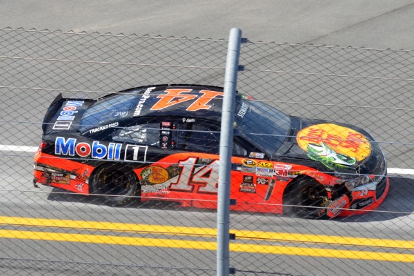 2015 14 TONY STEWART-WOUNDED 222.jpg