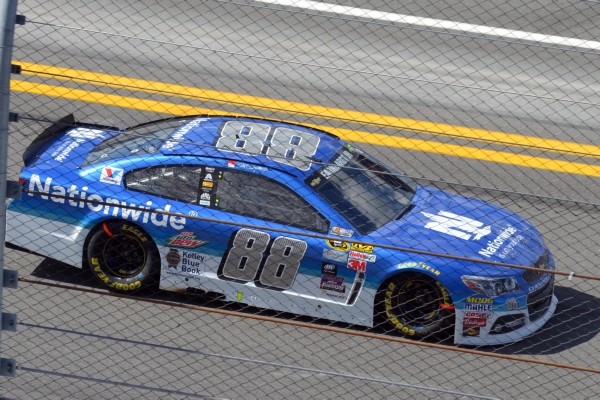 2015 88 DALE EARNHARDT JR 222.jpg