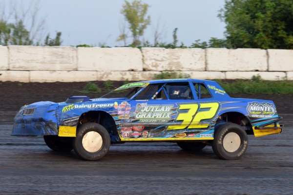 2015 ST 32 JORDAN TOLLAKSON 814.jpg
