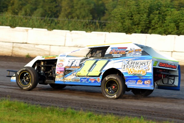2015 MW 11 GRANT LUKONEN 814A.jpg