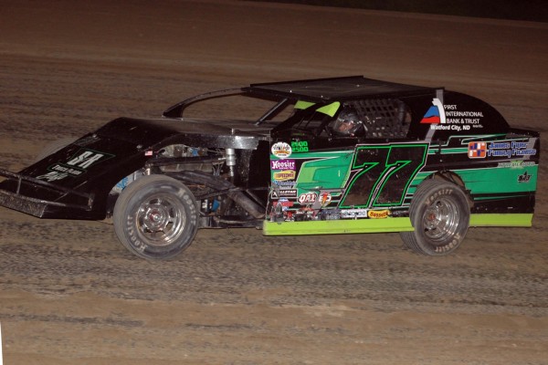 2015 MN 77 JOHNNY CLEMENS 620.jpg