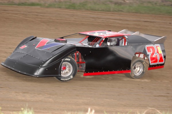 2015 A 21 JOHN ROBERTSON 66A.jpg