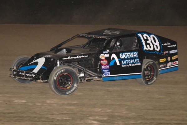 2015 MW 139 RYAN FEATHERSTONE 66.jpg