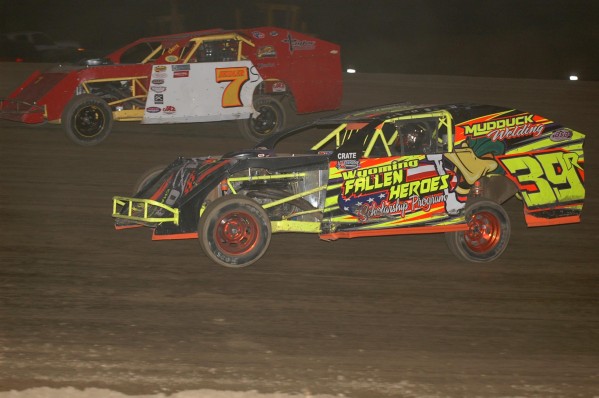 2015 M 39 DON ROBERTSON 96A.jpg