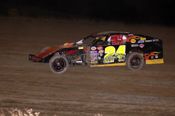 2015 MW 24 PERRY BENNETT 95.jpg