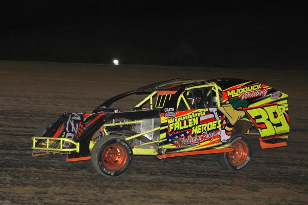2015 M 39 DON ROBERTSON 95A.jpg