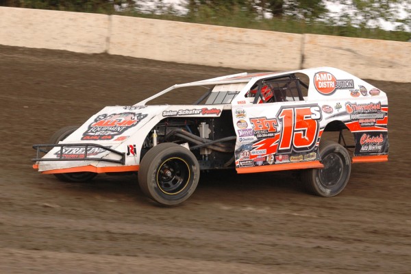2015 MW 15 WADE SHINDELEIN 813.jpg