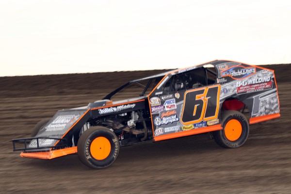 2016 MW 61 ZACH LAQUA 722B.jpg