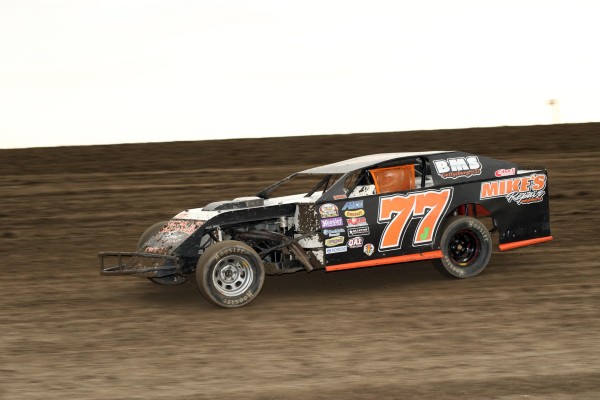 2016 MW 77 NATHAN JAGER 722A.jpg